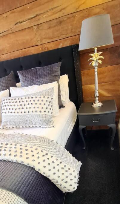 Apartment 4 - Haddin Court - Chic Ny Loft Style Blenheim Dış mekan fotoğraf