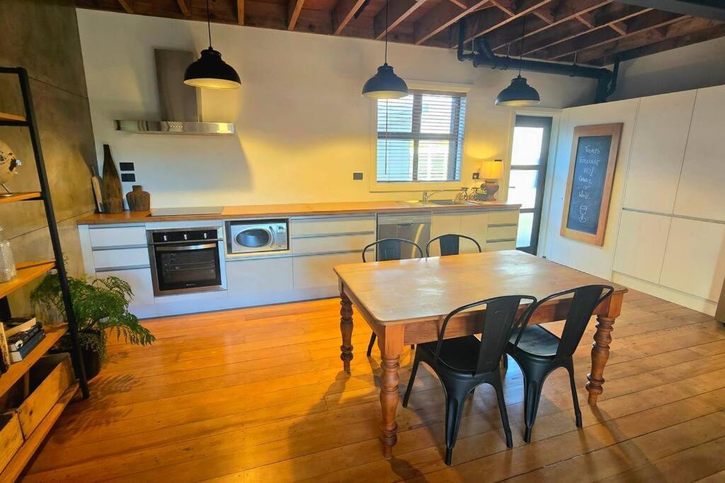 Apartment 4 - Haddin Court - Chic Ny Loft Style Blenheim Dış mekan fotoğraf