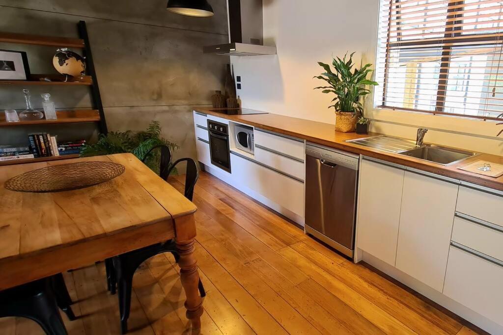 Apartment 4 - Haddin Court - Chic Ny Loft Style Blenheim Dış mekan fotoğraf